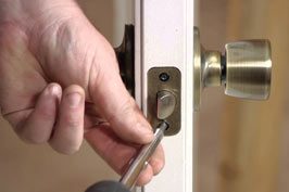 Locksmith Master Shop Portland, OR 503-716-1488 Locksmith Master Shop Portland, OR 503-716-1488